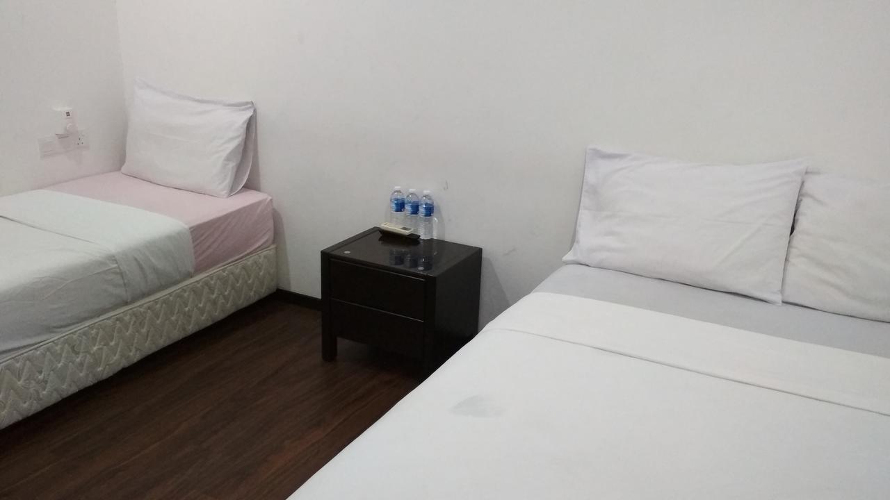 The Hb Hotel 莎阿南 外观 照片