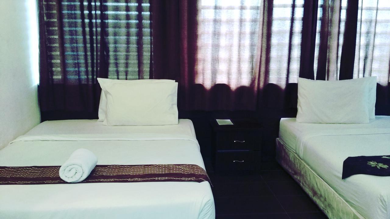 The Hb Hotel 莎阿南 外观 照片